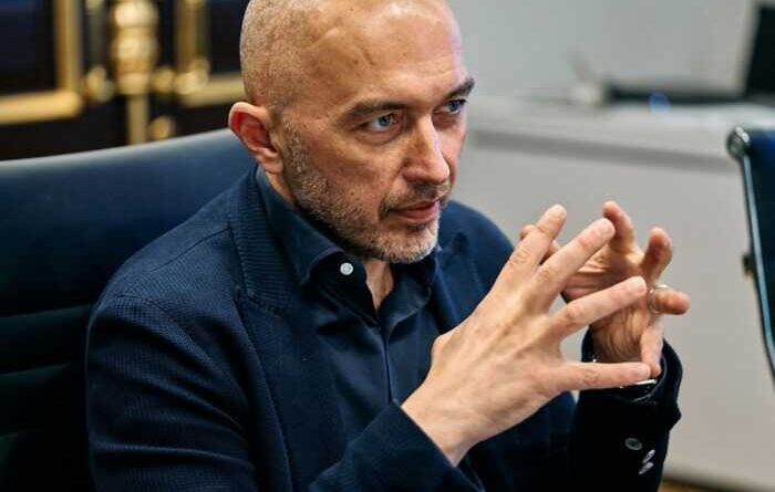 Голова НБУ Андрій Пишний і тінь арешту: як справа «Ощадбанку» про несплату 900 мільйонів гривень знову «сплила» і чому мовчить НАБУ