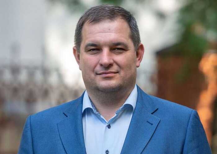 Будинок «усох» удвічі, а доходи не зійшлися: що приховує кандидат на голову ДСА Віктор Кощинець