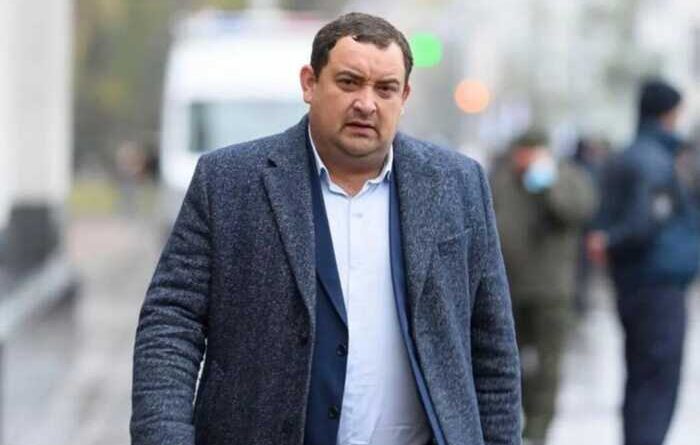 «Відкат не за інструкцією»: як справа нардепа Кузьміних на пів мільйона гривень застрягла між абсурдним захистом і безсиллям ВАКС