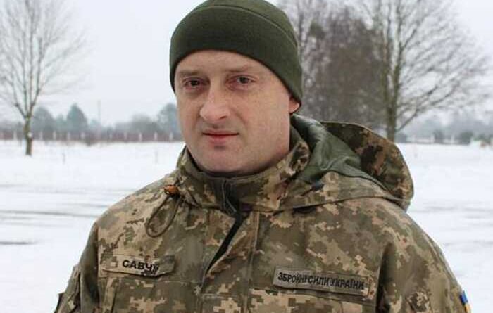 У керівника Закарпатського ТЦК Савчука  під час обшуків знайшли 100 тисяч доларів готівкою — журналіст