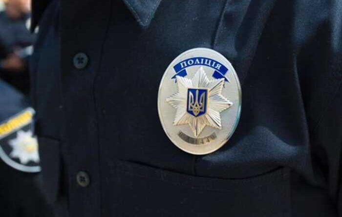 На Київщині затримали чоловіка, який знущався з малолітніх дітей співмешканки