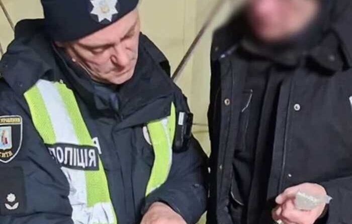 У Києві покарали охоронця, який під час масованого обстрілу не пустив людей до укриття