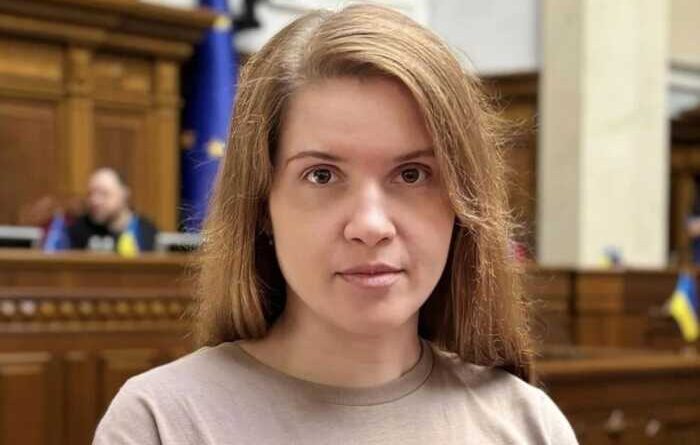 Безугла заявила про «відпустку» Кличка під час атак РФ: мер назвав це брехнею і запросив її на чай