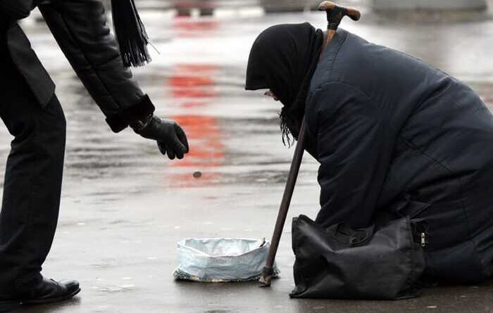 Рабство на вулицях Чернівців: чоловік п’ять місяців змушував пенсіонерку жебракувати