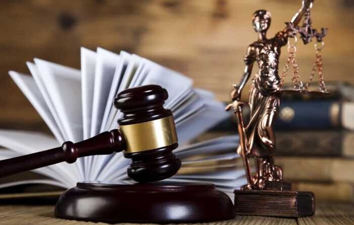 До суду передали справу двох колишніх поліціянтів, які побили чоловіка біля ТЦК у Києві