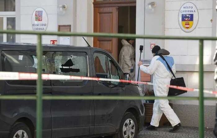 У мерії в Чехії сталася стрілянина: поранено мера, є загиблі