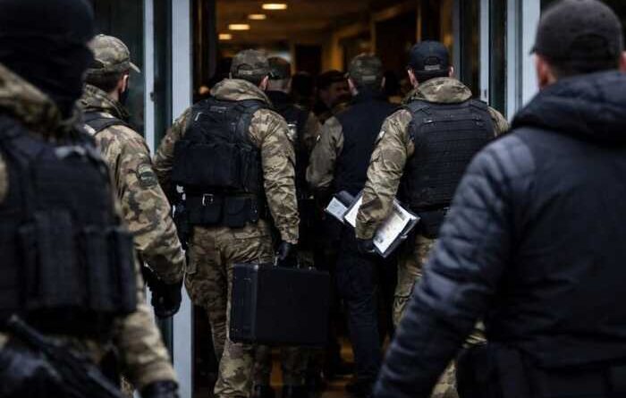 Поліція підтвердила обшуки в мерії Дніпра та ще двох областях