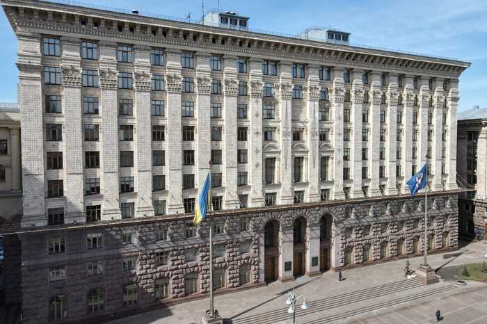 Таємне засідання і публічний скандал: як Київрада сварилася через допомогу після обстрілів