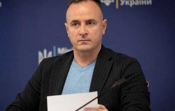 Кадри з орбіти російського олігарха: як Артем Некрасов утримав крісло в Міненерго попри зв’язки з Григоришиним