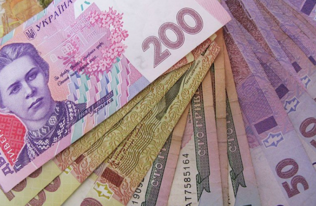 Нацбанк виводить з обігу купюри двох номіналів: Що треба знати українцям