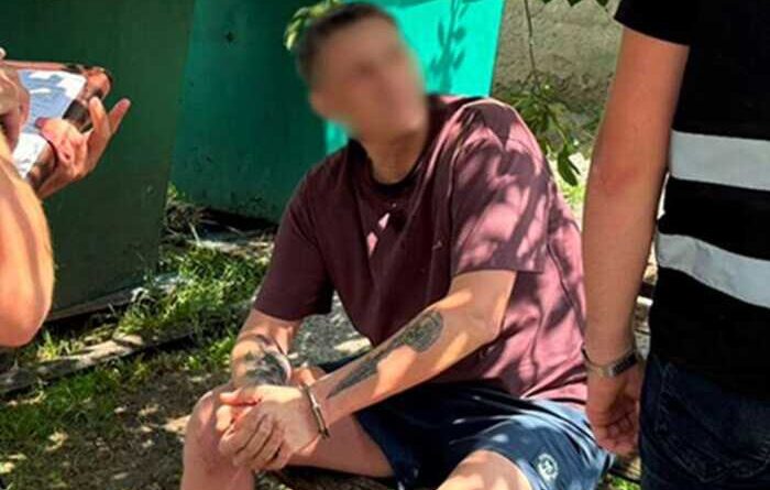 Сина мера Прилук Попенко, підозрюваного у збуті наркотиків, повернули на керівну посаду в дитячій спортшколі