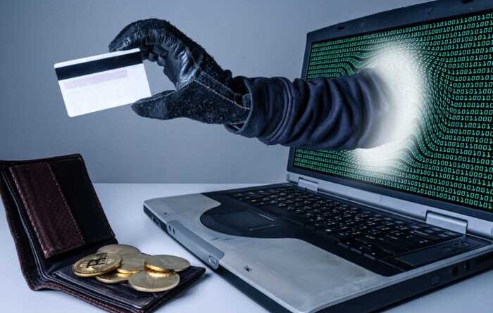 Представляються СБУ і поліцією: правоохоронці попередили про нову шахрайську схему