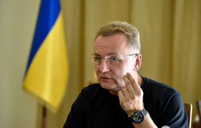 Львів переходить у режим готовності: супермаркети та аптеки мають працювати автономно до двох тижнів