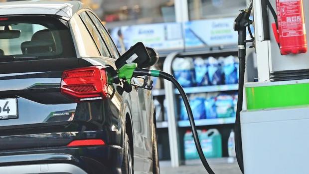 У Кремлі будуть раді? Нафта різко дорожчає через війну на Близькому Сході