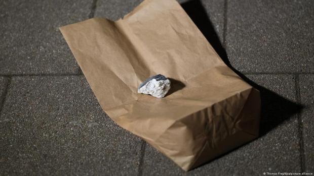 "Небо спалахнуло": На заході Німеччини впав метеорит - деякі очевидці прийняли його за ракету