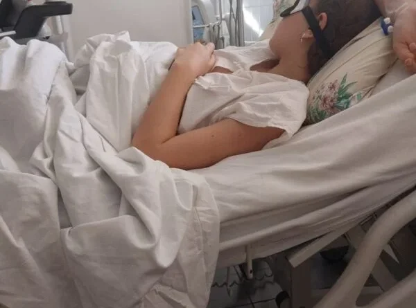 Страшна трагедія: На Дніпропетровщині дитині ампутували ногу після нападу собаки