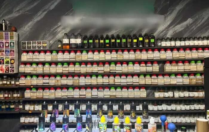 На Вінниччині БЕБ викрило мережу нелегального продажу вейп-продукції на 1,5 мільйона гривень