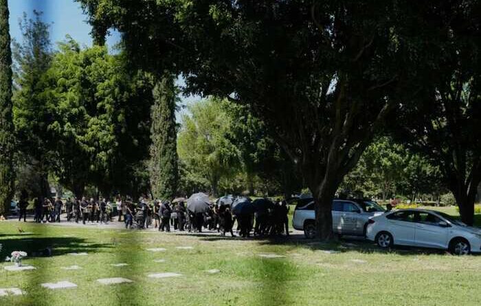 У Мексиці відомого наркобарона поховали у золотій труні