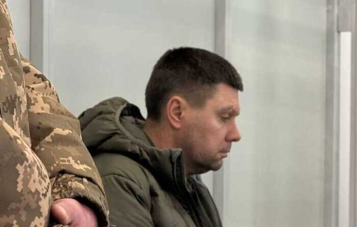 Укриття для авіації за 1,4 мільярда гривень і хабар у 320 тисяч доларів: як родина генерала ПС Українця розбагатіла на під час війни