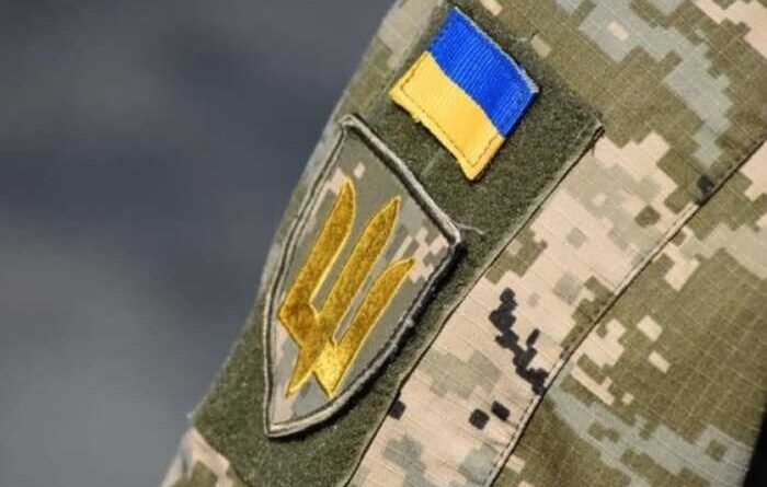 В Одесі чоловік вчепився в паркан і не дав забрати себе до ТЦК