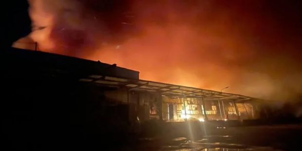 Цю продукцію купує майже кожен: Росія зруйнувала ще один склад українського виробника