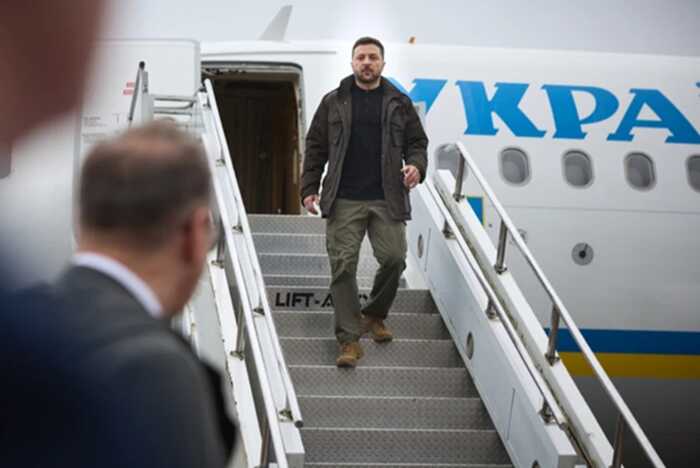 Зеленський прибув з візитом до Стамбула