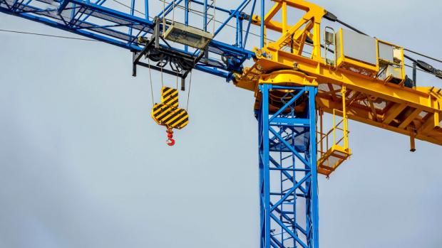 Відновлення не за горами? НБУ дав обнадійливий прогноз щодо того, коли в Україні зростуть зарплати і повернуться з-за кордону мігранти