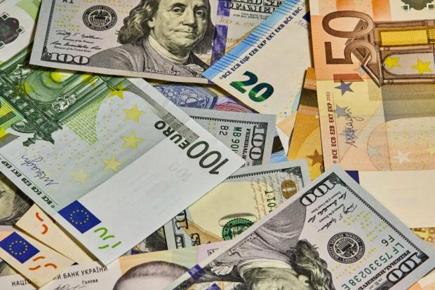 Долар злетить? Що буде з курсом валют наприкінці травня