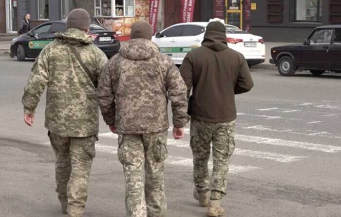 17-річний хлопець із Рівненщини заявив про побиття працівниками ТЦК