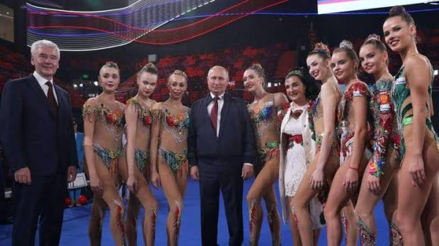 Російські гроші та агенти впливу принесли Москві велику "спортивну" перемогу: Гімнастам з Росії та Білорусі дозволили змагатись під своїми прапорами - Федерація зняла всі санкції, що діяли з 2022 року
