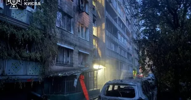 "Жінка кликала на допомогу, кричала, але вогонь поширювався надто швидко": Страшні подробиці загибелі в Києві подружжя від атаки РФ