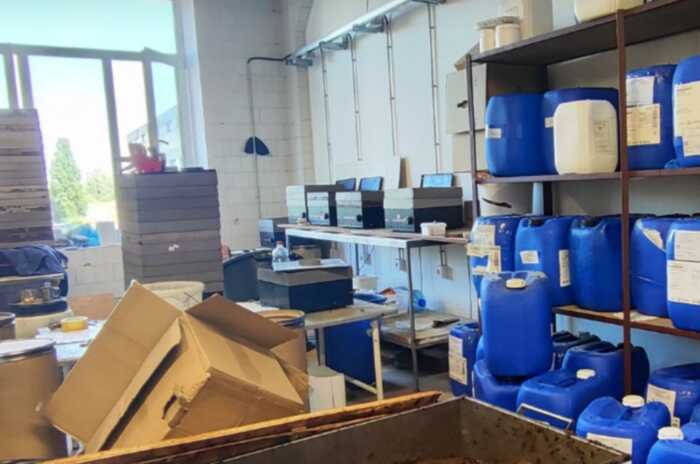 На Одещині викрили схему продажу нелегального кальянного тютюну під виглядом волонтерів