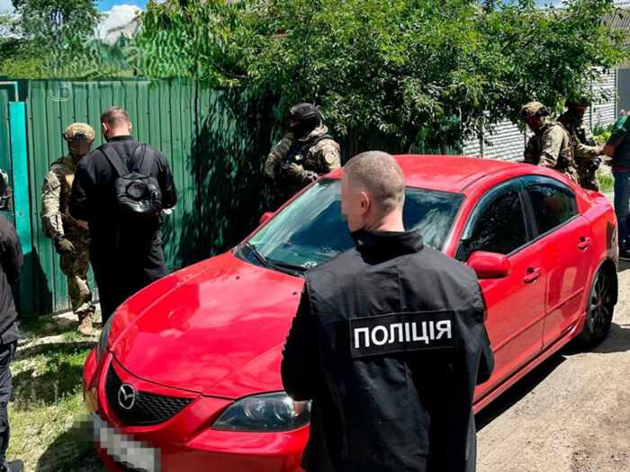 Від 3 до 7 тисяч доларів за втечу: Суд арештував п’ятьох фігурантів, які вивозили бійців із військових частин