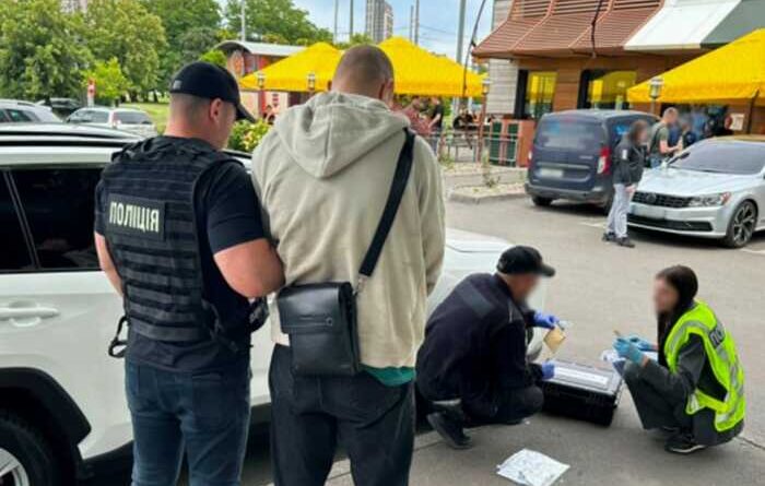 Поліція затримала студента одного з ВНЗ Дніпропетровщини за підробку медичних документів