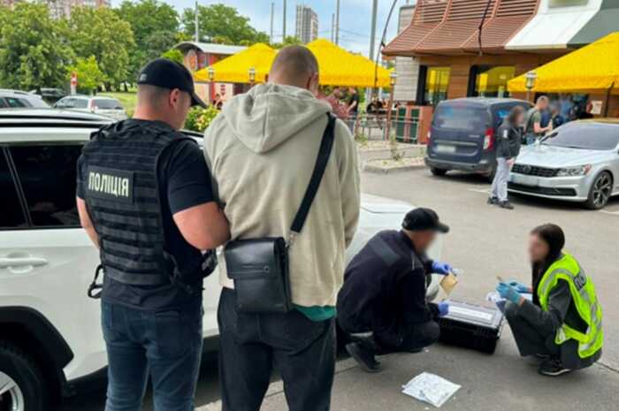 Поліція затримала студента одного з ВНЗ Дніпропетровщини за підробку медичних документів