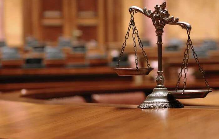 Справа про 1000 доларів неправомірної вигоди: суд у Львові виніс виправдувальний вирок поліцейському