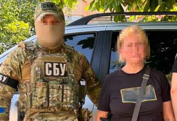 СБУ затримала жінку, яка підтримувала псевдореферендум РФ у Херсоні