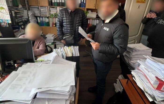 На Миколаївщині власниця мережі магазинів дробила бізнес через 17 ФОПів: до бюджету повернули 12 мільйонів