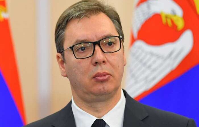 Вучич оголосив про намір піти у відставку та провести дострокові вибори