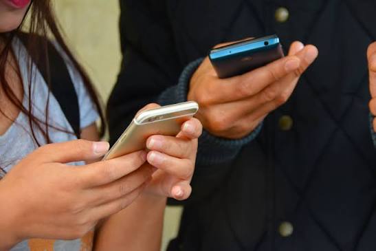 Названо Ідеальний відсоток батареї: Коли ставити смартфон на зарядку