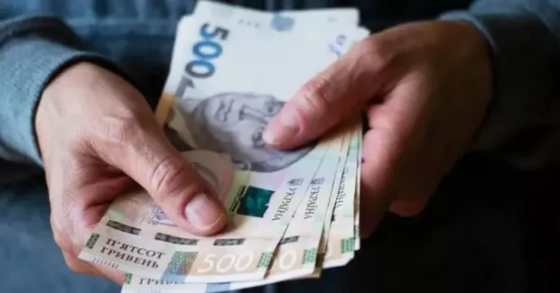У Львові жінку позбавили пенсії та змусили повернути державі 144 000 грн: У чому причина