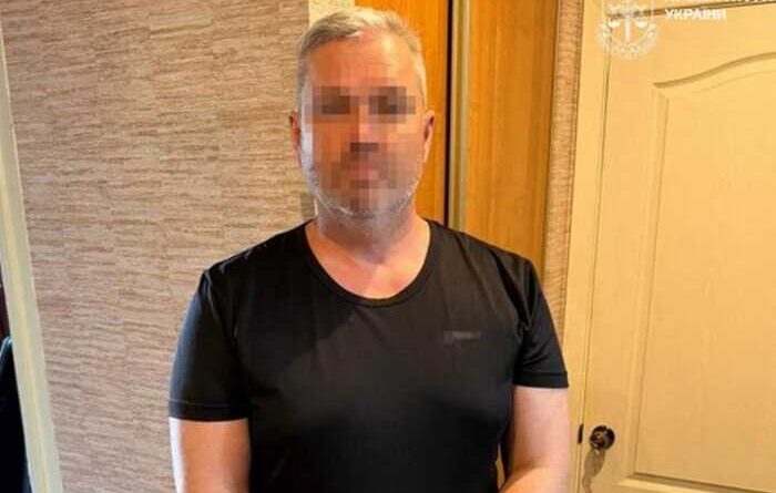 У Краматорську заарештували посадовця міськради за зберігання дитячої порнографії та нелегальної зброї