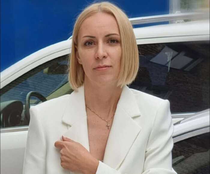 Земельна комісія на службі забудовників: як депутатка Олена Дудар віддає гектари Броварів компаніям, що платять їй зарплату