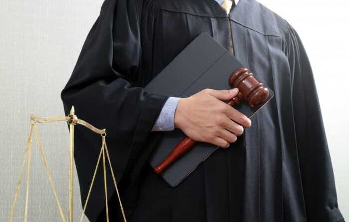 Суддівські мільйони: дружина судді КОАС Руслана Жука під час війни обросла елітною нерухомістю та дивними боргами