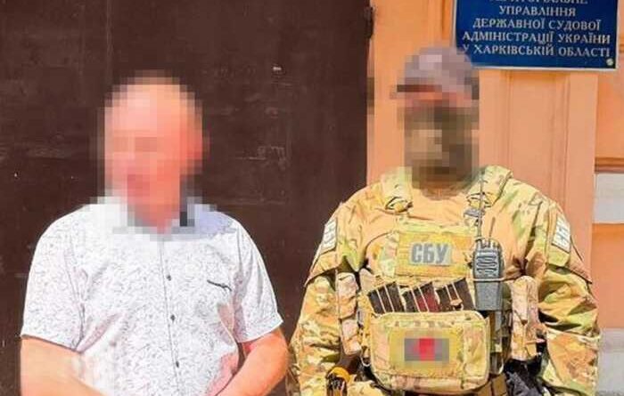 Правоохоронці викрили на хабарі голову районного суду на Харківщині