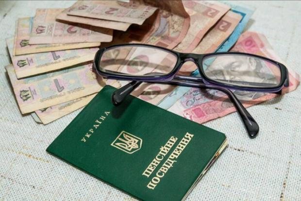Варіанти є: Хто та як може підтвердити стаж без трудової книжки