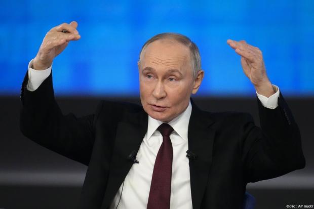 Хай дякують Путіну: Дефіцит палива вдарив по перевізниках у Росії, криза набирає обертів
