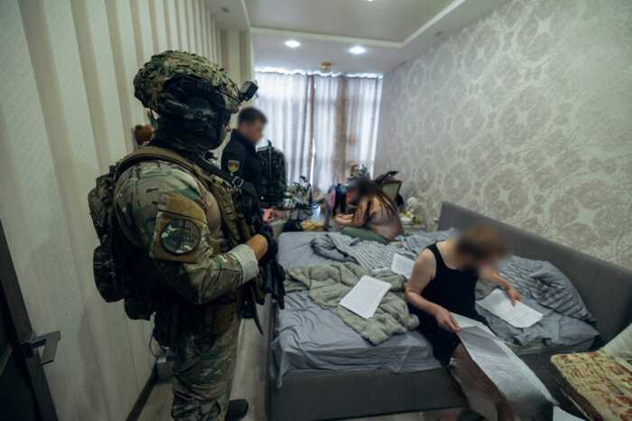 Поліція викрила шахрайську схему з псевдоінвестиціями на понад 1 мільйон доларів
