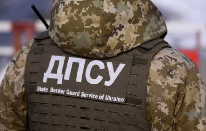 На Миколаївщині прикордонника засудили за продаж «гуманітарних» позашляховиків на 13,2 тисячі доларів