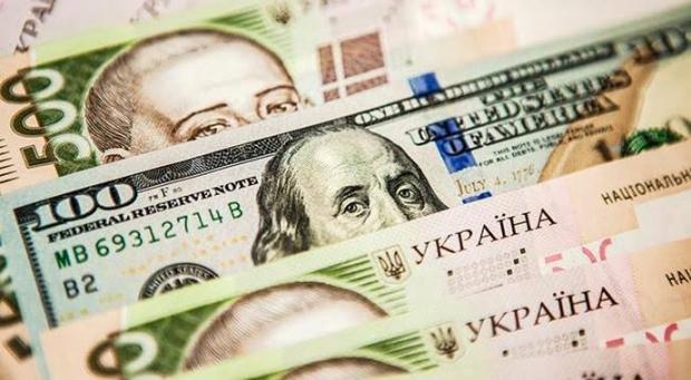 Євро може просісти, а долар - зміцнитися: Аналітик дав прогноз на кінець вересня